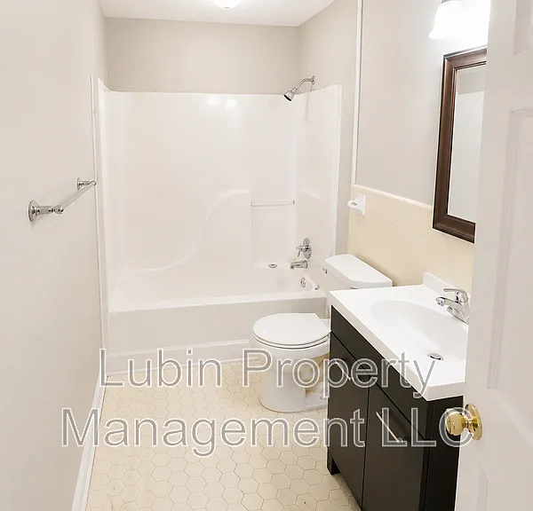 549 Semple Ave — Photo 9