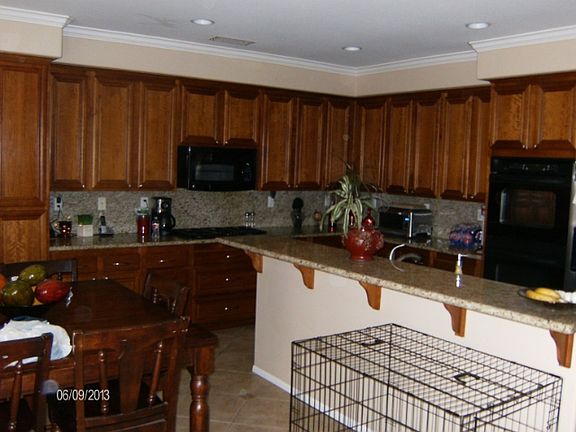 2nd image of 2855 Douglas Way
