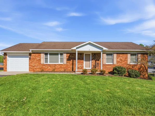 103 Huffman Dr, Pearisburg, VA 24134