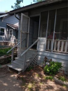 4011 Stateline Rd, Kansas City, MO, 64114