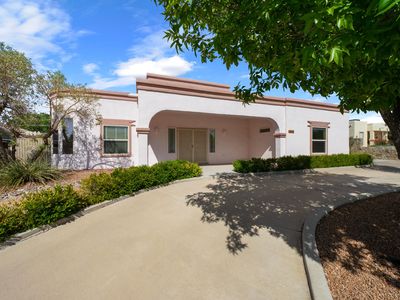 2082 Desert Greens Dr, Las Cruces, NM, 88011