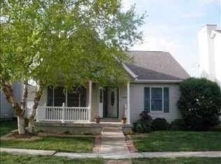 1104 Bull St, Normal, IL 61761