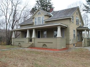 5 Brandon Rd, Dudley, MA 01571