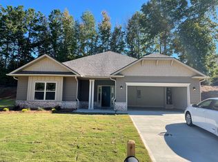 2411 Remington Dr, Commerce, GA 30529