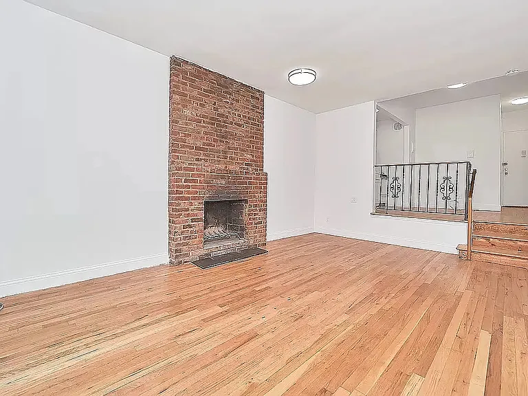 219 E 25th St #3A — Photo 1