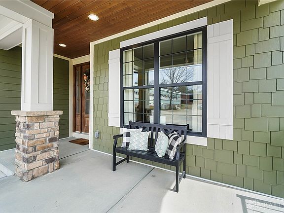 2nd image of 198 Aerie Ln