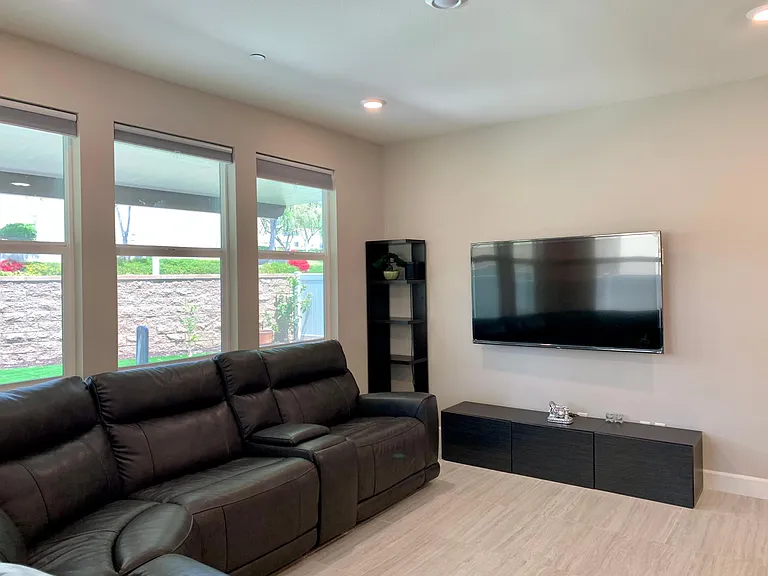 10854 Olivia Way — Photo 10