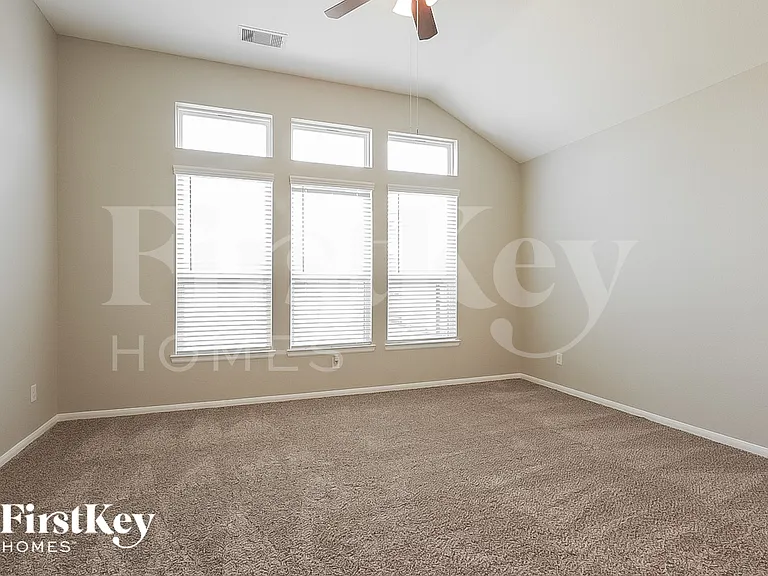 12524 Jetty Cove Dr — Photo 9