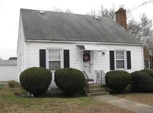 5 Hampshire Rd, Cranston, RI 02910