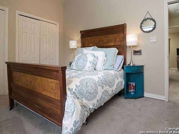 4th image of 2718 Old Field Dr APT 501