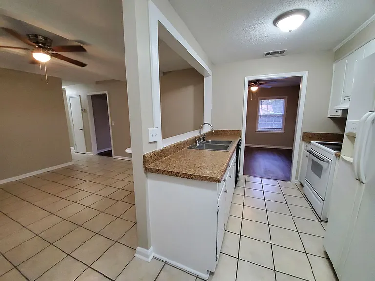 203 Wilburn Rd — Photo 9