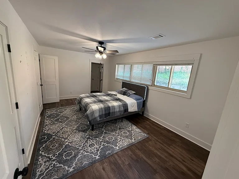 623 Dyer Cir — Photo 5
