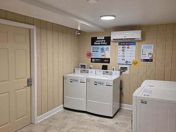 Laundry Facility @ Market Square