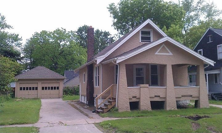 2nd image of 1116 Myrtle St