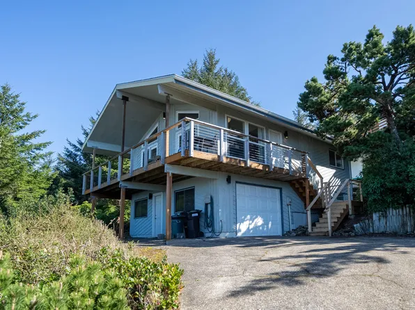 1075 Mordred Ct, Tillamook, OR 97141