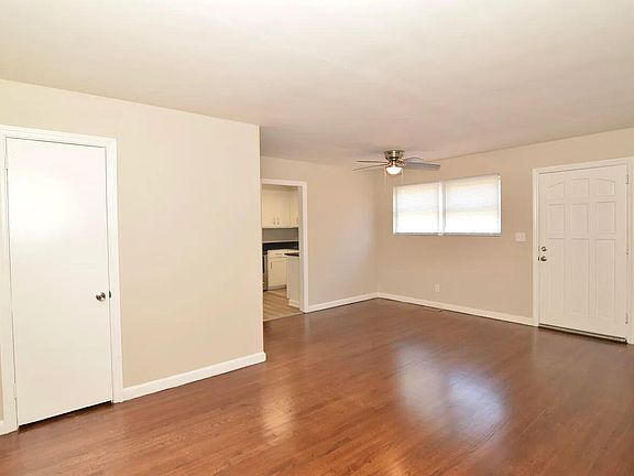 4th image of 2424 Bream Avenue