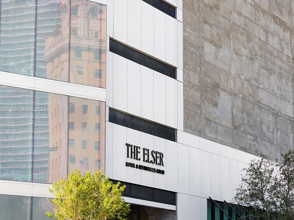 1st image of 398 NE 5th St #3013