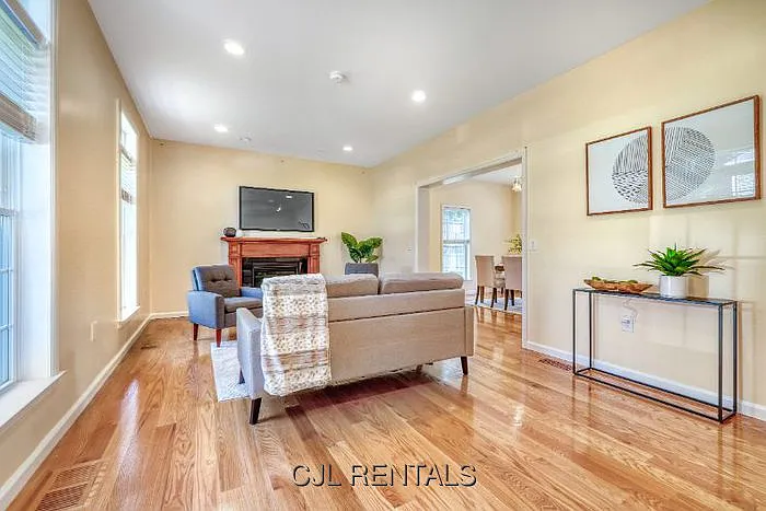 18 Grant Rd — Photo 10