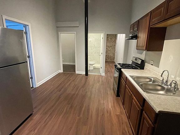 3rd image of 2065 W Coulter St #109