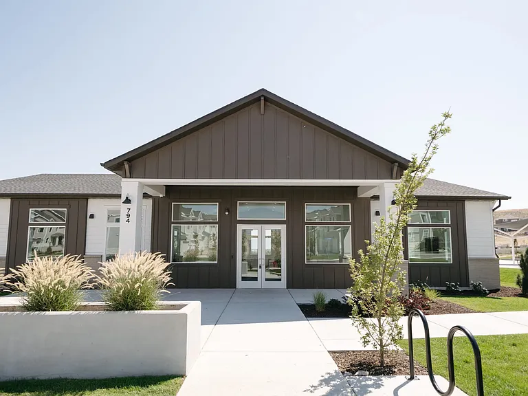 1558 W Banner Dr — Photo 7