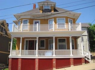 30 Halsey St, Providence, RI 02906