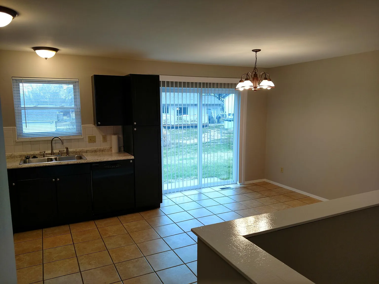 3056 Valley Vista Dr N — Photo 3