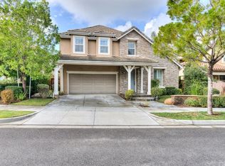 7 Saint Giles Ct, Mission Viejo, CA 92694