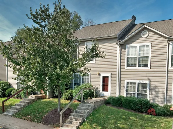 119 Waterbury Ct, Charlottesville, VA 22902