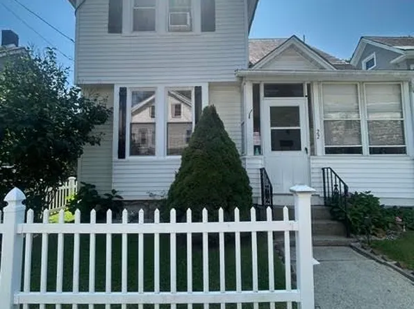 22 South St, North Adams, MA 01247