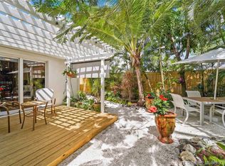 634 NE 17th Way, Fort Lauderdale, FL 33304