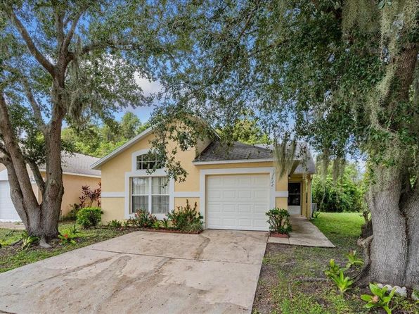 2422 Parsons Pond Cir