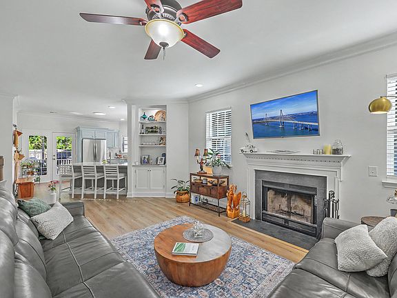 5th image of 1285 Laurel Park Trl