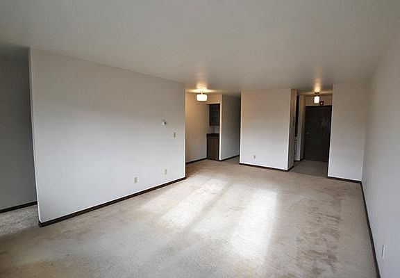 3rd image of 2545 N Frederick Ave APT 309