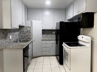 EP, Los Angeles, CA 90034