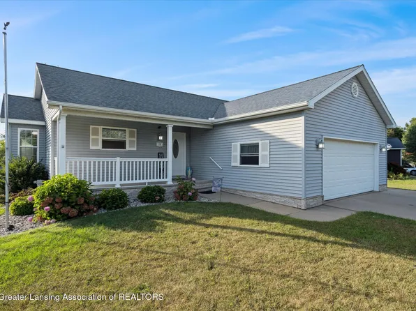 1178 Kristina Dr, Charlotte, MI 48813