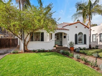 1028 N Olive St, Santa Ana, CA, 92703