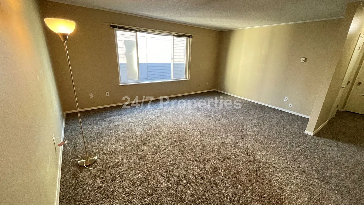 Building Photo - 2024-5330MF