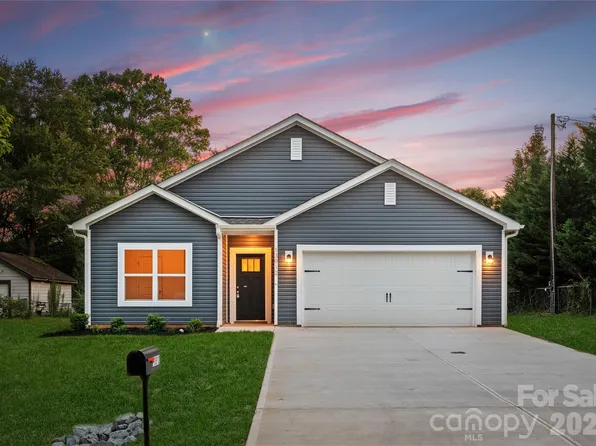 13917 Stillwood Pl, Matthews, NC 28105