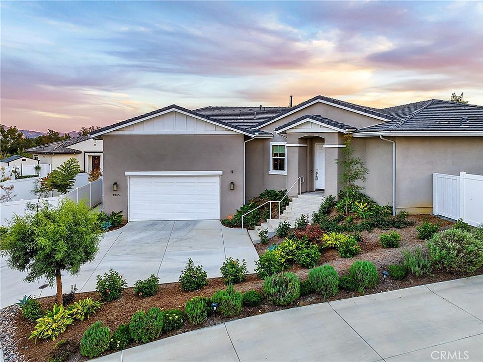 1965 Estancia Pl, Escondido, CA 92029 Zillow