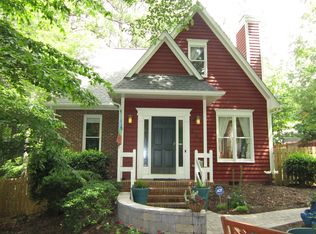 104 Amber Ct, Carrboro, NC 27510
