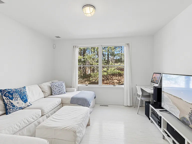 12 Lantern Ln — Photo 12