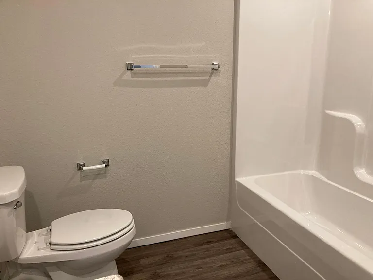 4303 Sackett Ave #1 — Photo 6