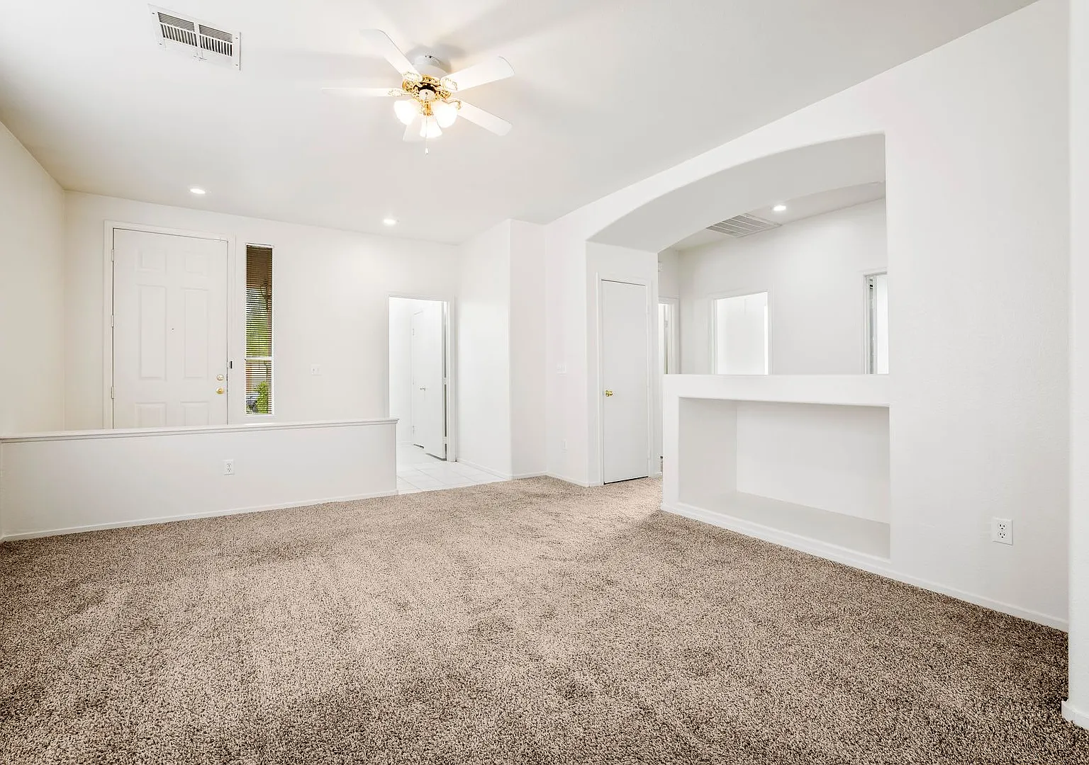 Summerlin single level 3 bd, 2 ba — Photo 4