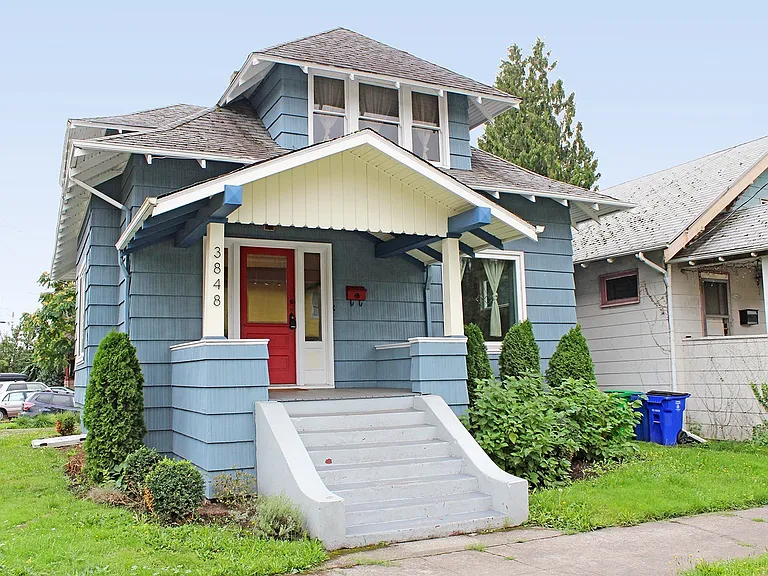 3848 SE Grant Ct — Photo 1