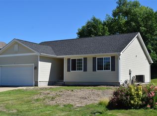 2467 E Porter Ave, Des Moines, IA 50320