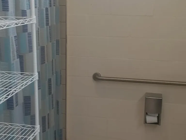 Pool Showers