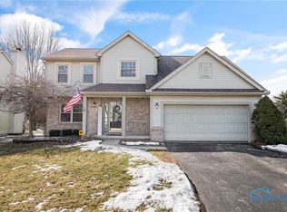 932 Hunters Run, Perrysburg, OH 43551