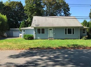 9 John St, Freehold, NJ 07728