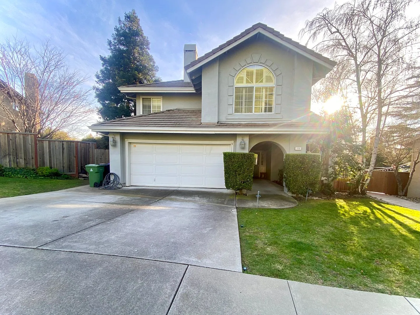 113 Blaisdell Way photo 1