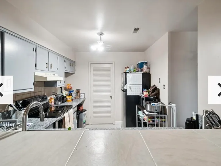 3929 Woodhue Pl — Photo 7